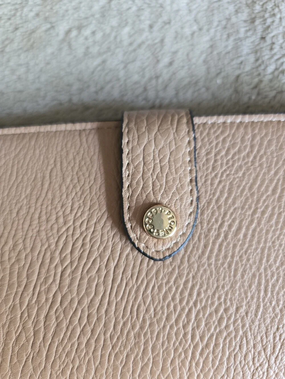 Poppy & Peonies Go Anywhere Wallet Mocha Mousse - Picture 3 of 11